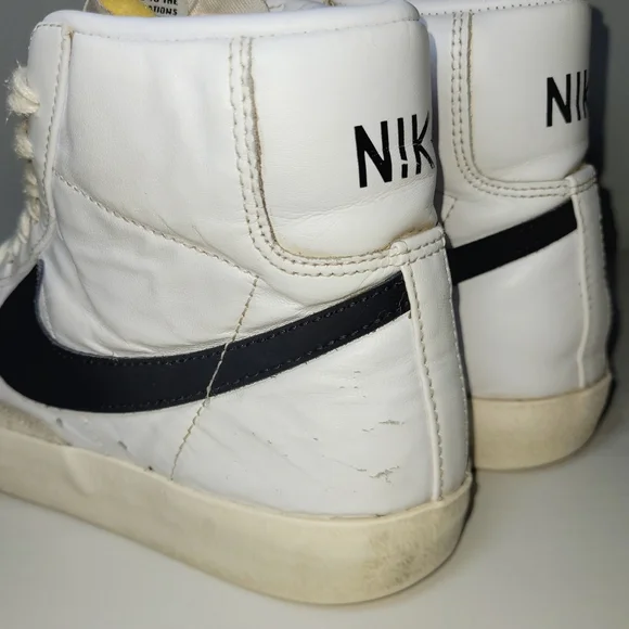 🎀 Nike Blazer Mid 77 Vintage White Black 6.5 W - Picture 6 of 13